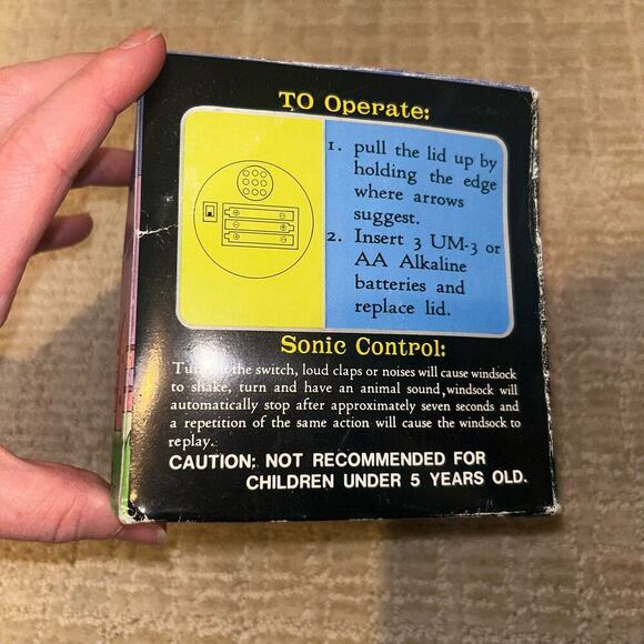 1992 Sonic‎ Control Animal Windsock WindFlag Dog NIB Flag - Picture 4 of 5